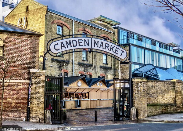 Nostalgic Charm at Camden Market Picture Board by Beryl Curran