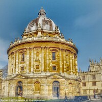 Buy canvas prints of The Iconic Radcliffe Camera Building by Beryl Curran