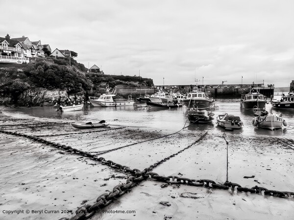 Newquay Harbour Black and White Landscape Picture Board by Beryl Curran