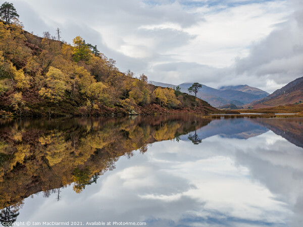 Loch Beannacharan in Autumn Picture Board by Iain MacDiarmid