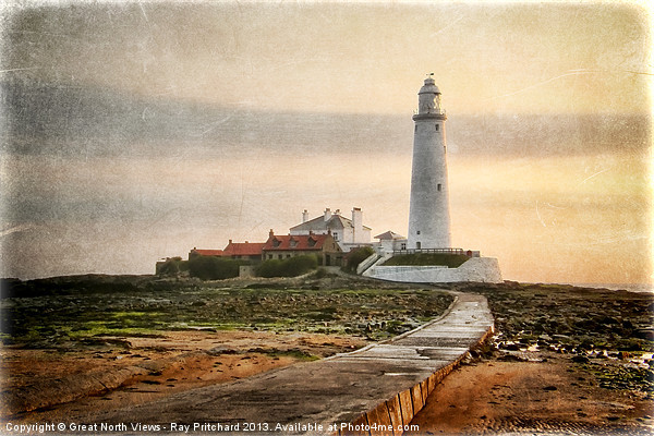 St Marys Lighthouse (Textured) Picture Board by Ray Pritchard