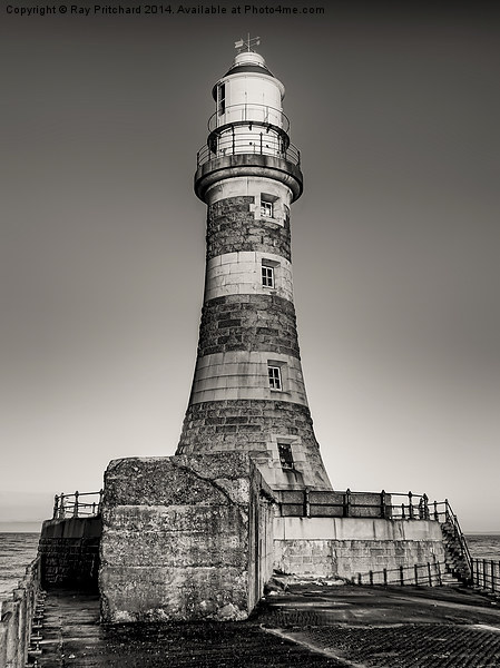 Roker Lighthouse Picture Board by Ray Pritchard