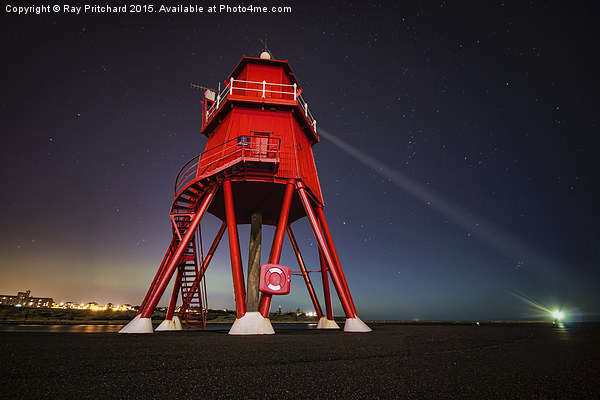  Herd Lighthouse with the Aurora Picture Board by Ray Pritchard