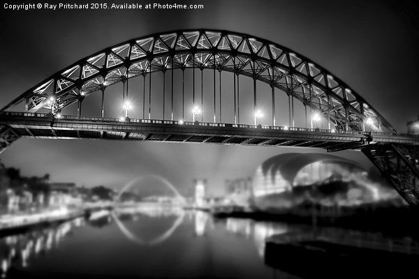 Tyne Bridge  Picture Board by Ray Pritchard