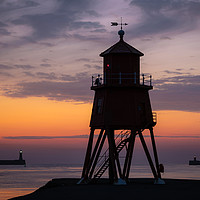 Buy canvas prints of Herd Lighthouse Sunrise by Ray Pritchard