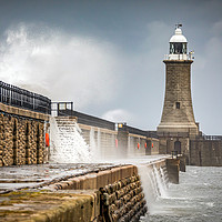 Buy canvas prints of Waves Over Tynemouth Pier  by Ray Pritchard