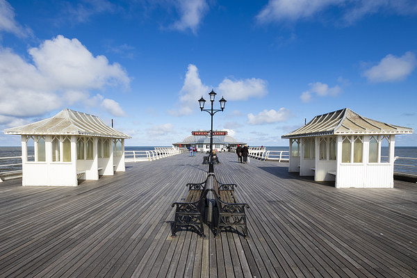 A Walk on Cromer Pier  Picture Board by chris smith