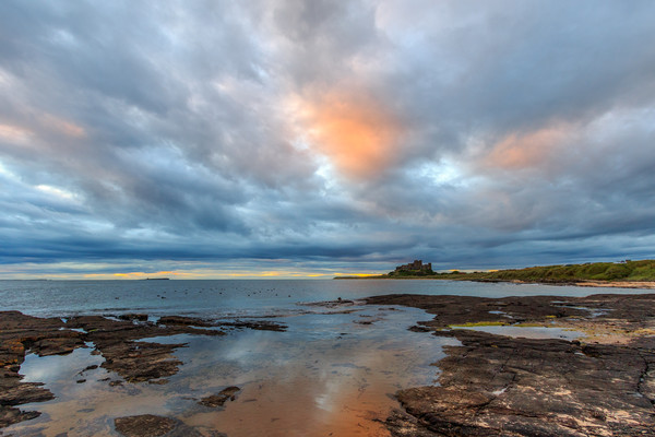 Bamburgh castle  Picture Board by chris smith