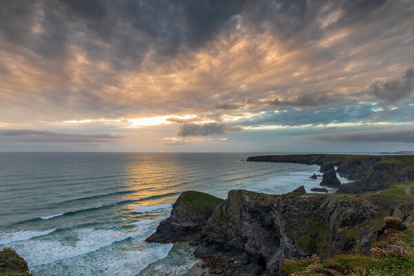 Bedruthan steps Picture Board by chris smith