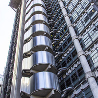 Buy canvas prints of Towering Steel Structures in London by Stuart Clarke