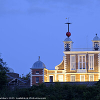 Buy canvas prints of Iconic Architecture of Greenwich, London by Paul Chambers