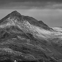 Buy canvas prints of Cnicht by Lee Sutton