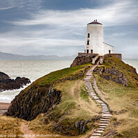 Buy canvas prints of Old lighthouse Goleudy Twr Mawr, Anglesey by Paul Praeger