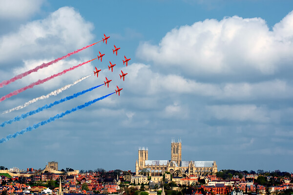 Red Arrows over Cathedral  Picture Board by David Stanforth
