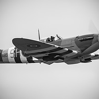 Buy canvas prints of The Supermarine Spitfire by Darren Willmin
