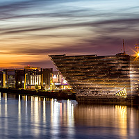 Buy canvas prints of V&A Museum in Dundee by Craig Doogan