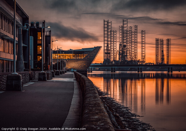 V&A & Rigs on the Dundee Riverside Picture Board by Craig Doogan