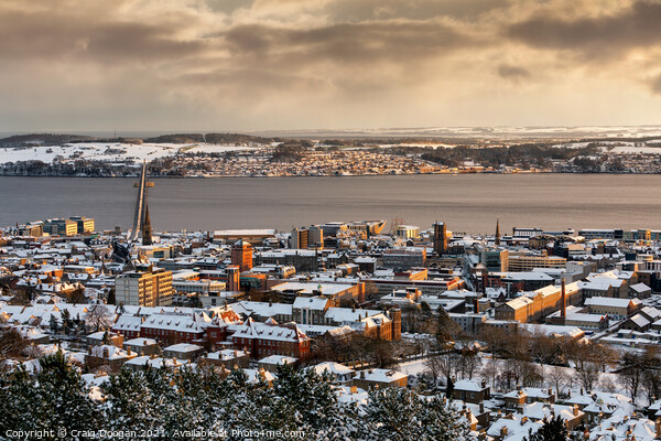 Snowy Dundee City Picture Board by Craig Doogan