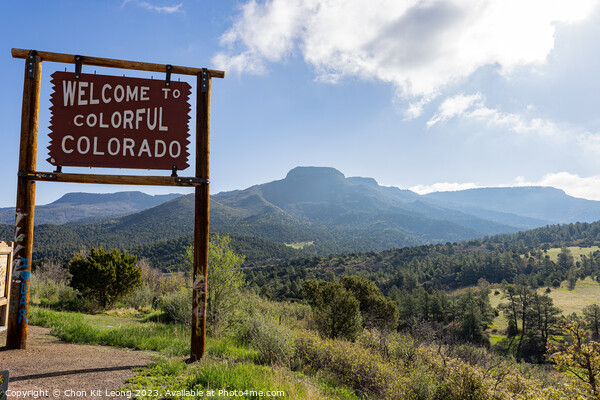 Sunny view of the Welcome to Colorful Colorado sign Picture Board by Chon Kit Leong