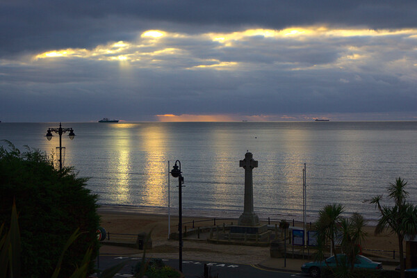 Sunrise over the War Memorial at Sandown  Picture Board by Jeremy Hayden