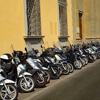 Buy canvas prints of mopeds in florence by paul ratcliffe