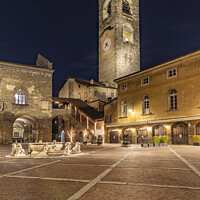 Buy canvas prints of BERGAMO Piazza Vecchio and Campanone by Melanie Viola