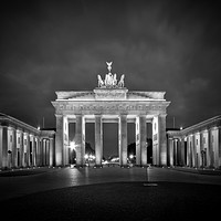 Buy canvas prints of Brandenburg Gate BERLIN black&white by Melanie Viola