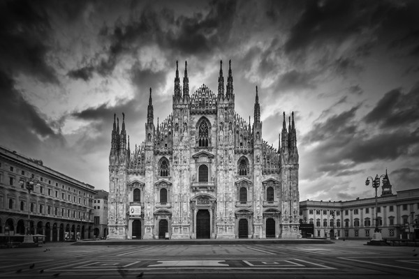 MILAN Cathedral Santa Maria Nascente | Monochrome Picture Board by Melanie Viola