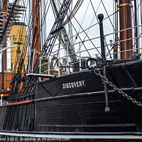 Buy canvas prints of RRS Discovery in Dundee by George Robertson