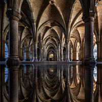 Buy canvas prints of Reflections of Glasgow Universtity Cloisters by George Robertson