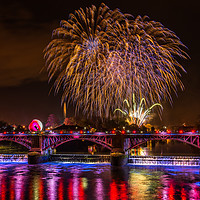 Buy canvas prints of Firework display at Glasgow Green by George Robertson