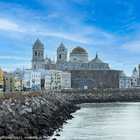 Buy canvas prints of The city of Cadiz by Piers Thompson