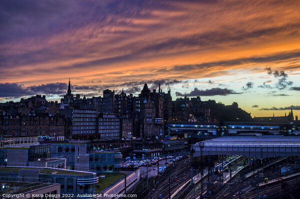 Edinburgh Old Town and Waverley Station at Dusk Picture Board by Kasia Design