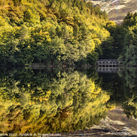 Buy canvas prints of Derwent Reservior in Autumn by Chris Drabble