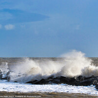 Buy canvas prints of Storm Ciarán at Lyme Regis November 2023 by Susie Peek