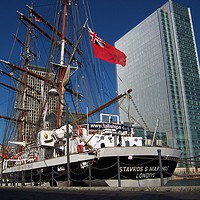 Buy canvas prints of Tallship in Canary Wharf by Tom Wade-West