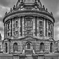 Buy canvas prints of The Radcliffe Camera Oxford by AMANDA AINSLEY