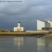 Buy canvas prints of Margate Pier and the Turner Contemporary Gallery  by Nick Jenkins
