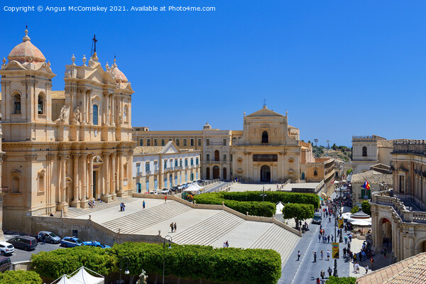 Piazza Municipio in Noto, Sicily Picture Board by Angus McComiskey