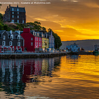 Buy canvas prints of Sunrise Tobermory waterfront, Isle of Mull by Angus McComiskey