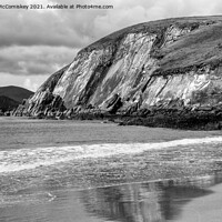 Buy canvas prints of Dunmore Head Cliffs on the Dingle Peninsula mono by Angus McComiskey