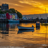 Buy canvas prints of Sunrise at Fisherman’s Pier in Tobermory by Angus McComiskey
