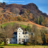 Buy canvas prints of New Castle Lachlan on the Cowal Peninsula, Argyll by Angus McComiskey