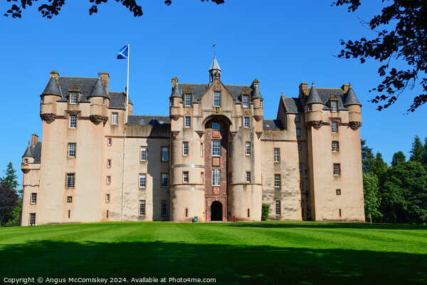 Fyvie Castle in Aberdeenshire, Scotland Picture Board by Angus McComiskey