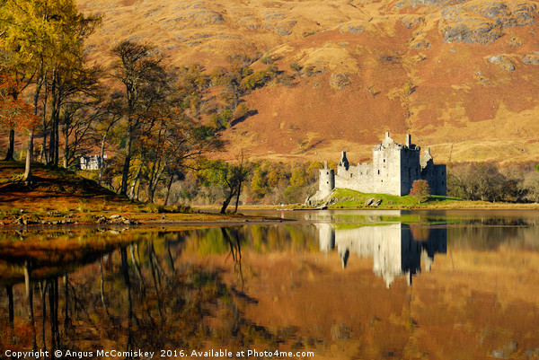 Kilchurn Castle autumn colours Picture Board by Angus McComiskey