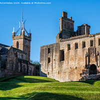 Buy canvas prints of St Michael's Parish Church and Linlithgow Palace by Angus McComiskey