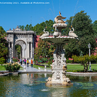 Buy canvas prints of Swan fountain Dolmabahce Palace, Istanbul by Angus McComiskey
