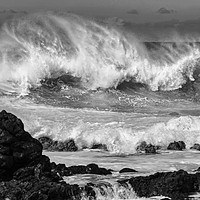 Buy canvas prints of The large and spectacular waves at Hookipa Beach  by Jamie Pham
