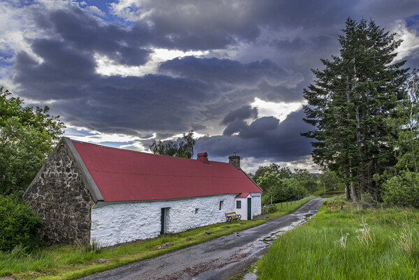 Moirlanich Longhouse near Killin, Scotland Picture Board by Arterra 