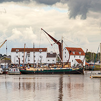 Buy canvas prints of Serenity by the Deben by Kevin Snelling